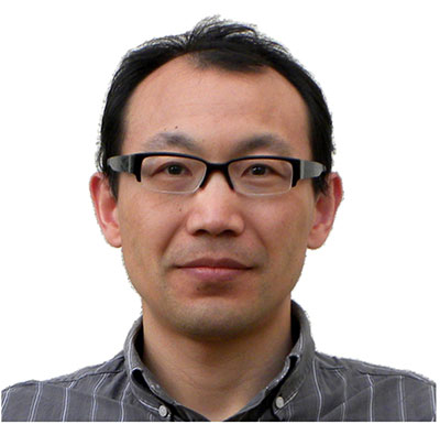 Stochastic simulation of quantum dissipative dynamics