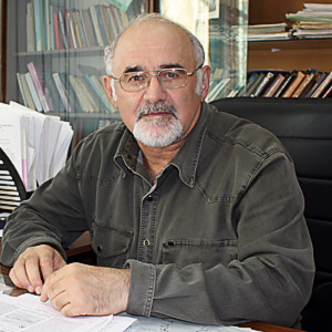 Архипкин Василий Григорьевич, д.ф.-м.н, проф., зав. лаб. 