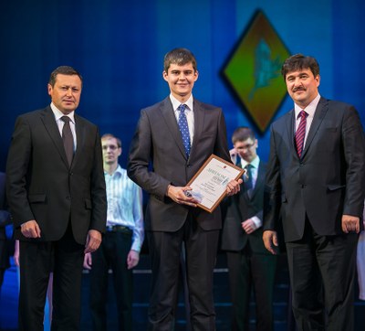 awd_zlotnikov_L.jpg